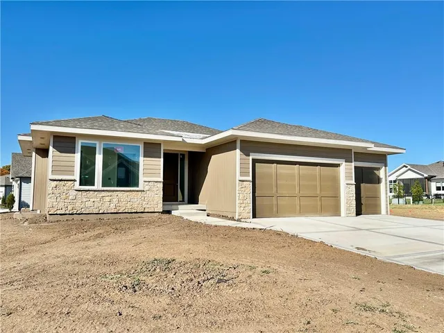 $728,655 | 17312 Oakshire Street, Overland Park, KS 66221