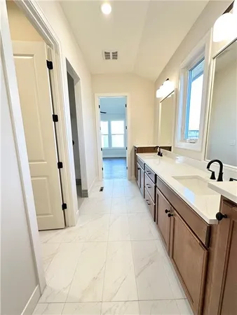 $737,020 | 17312 Oakshire Street, Overland Park, KS 66221