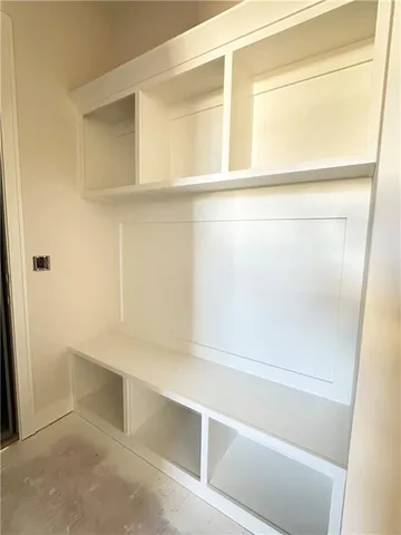 $728,655 | 17312 Oakshire Street, Overland Park, KS 66221