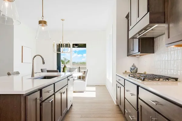 $737,020 | 17312 Oakshire Street, Overland Park, KS 66221