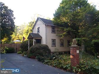 90 Summit Road Malvern, PA 19355 - Photo 1 of 12 Exterior Front