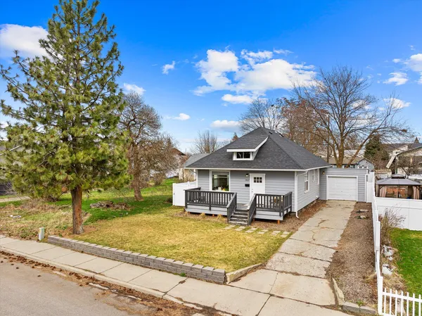 $355,000 | 3817 East 28th Avenue, Spokane, WA 99223