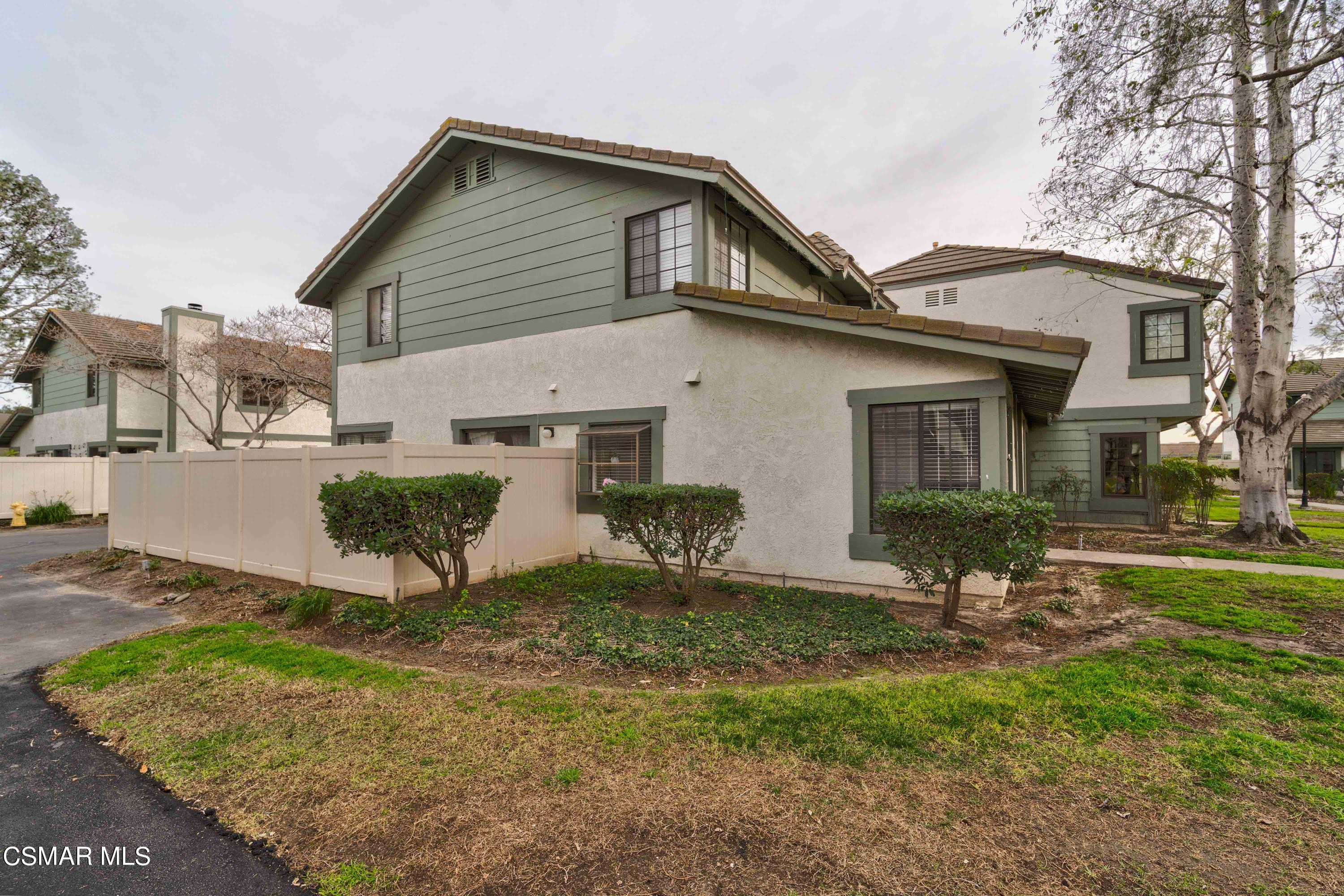 3620 Olds Road Oxnard, CA 93033 - Photo 29 of 34 a view of a house with backyard