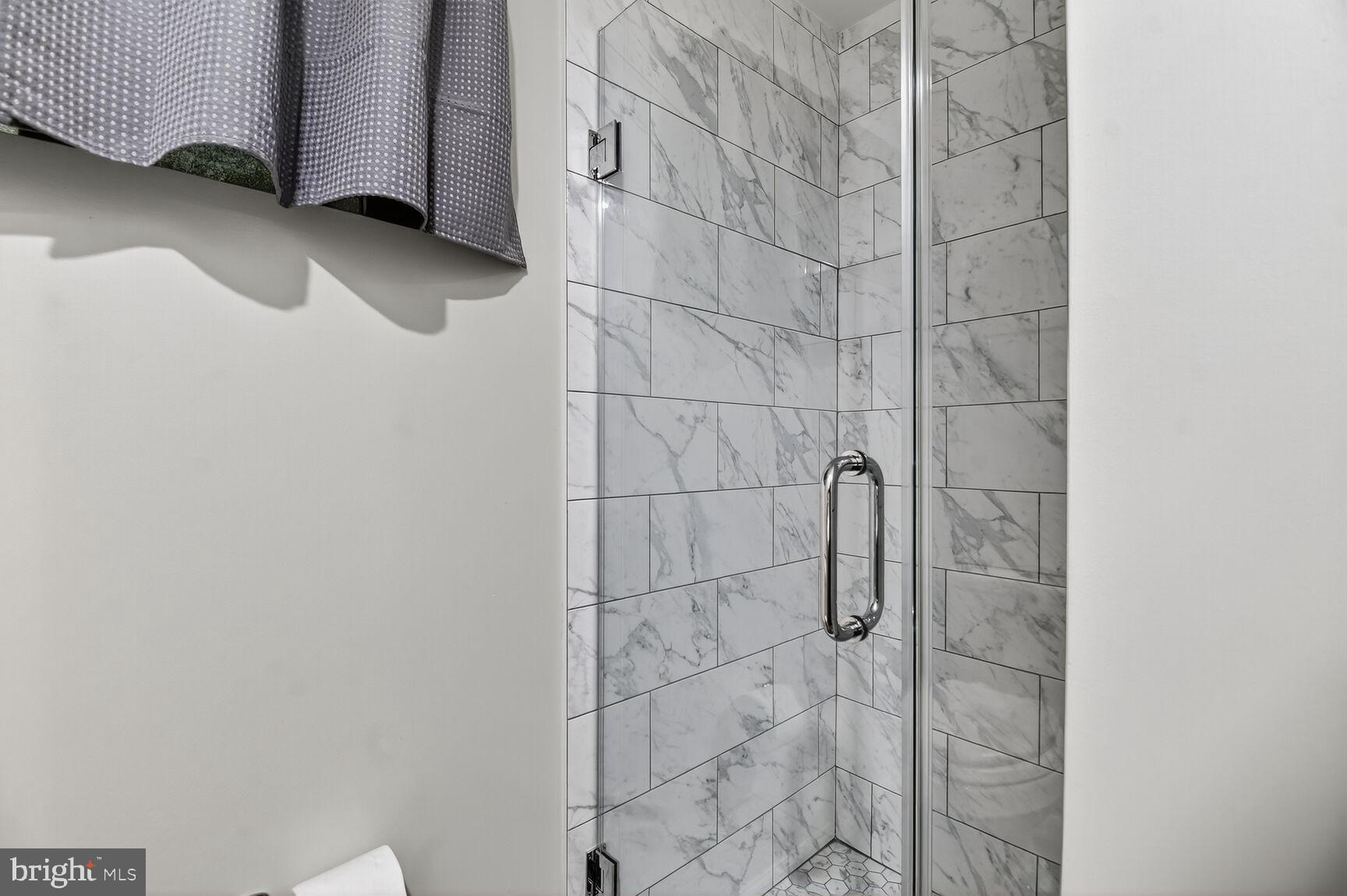 6801 Trowbridge Place Fort Washington, MD 20744 - Photo 23 of 30 a bathroom with a shower