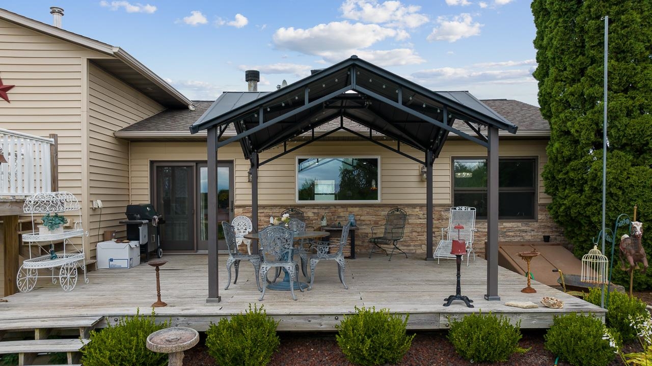 10388 Telegraph Road Winnebago, IL 61088 - Photo 35 of 48 a front view of house with patio