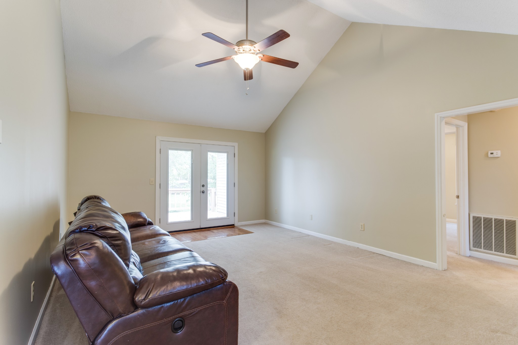 4138 Hord Road Murfreesboro, TN 37129 - Photo 3 of 31 Gallery Image 3