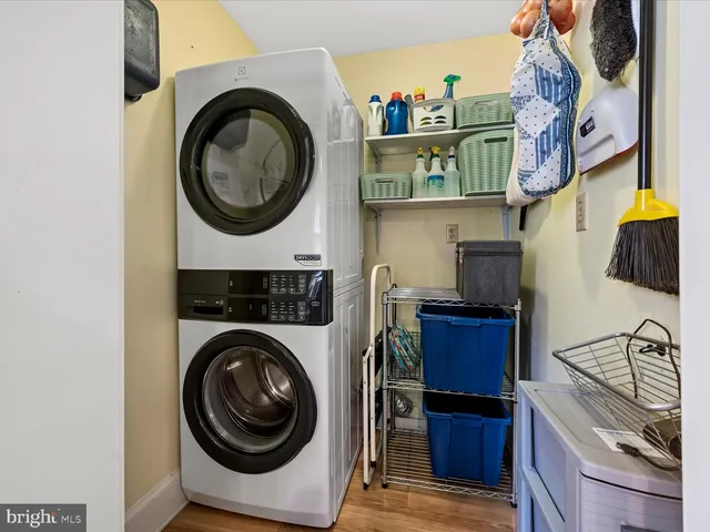 $430,000 | 17 East Leicester Street, Winchester, VA 22601