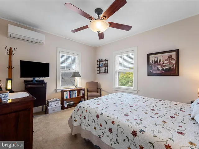 $430,000 | 17 East Leicester Street, Winchester, VA 22601