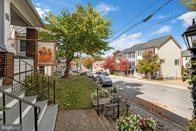 $430,000 | 17 East Leicester Street, Winchester, VA 22601