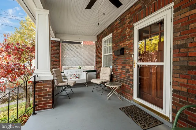 $430,000 | 17 East Leicester Street, Winchester, VA 22601