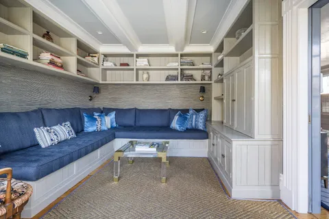 $3,595,000 | 330 Main Street, Sag Harbor, NY 11963