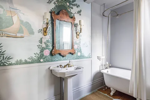 $3,595,000 | 330 Main Street, Sag Harbor, NY 11963