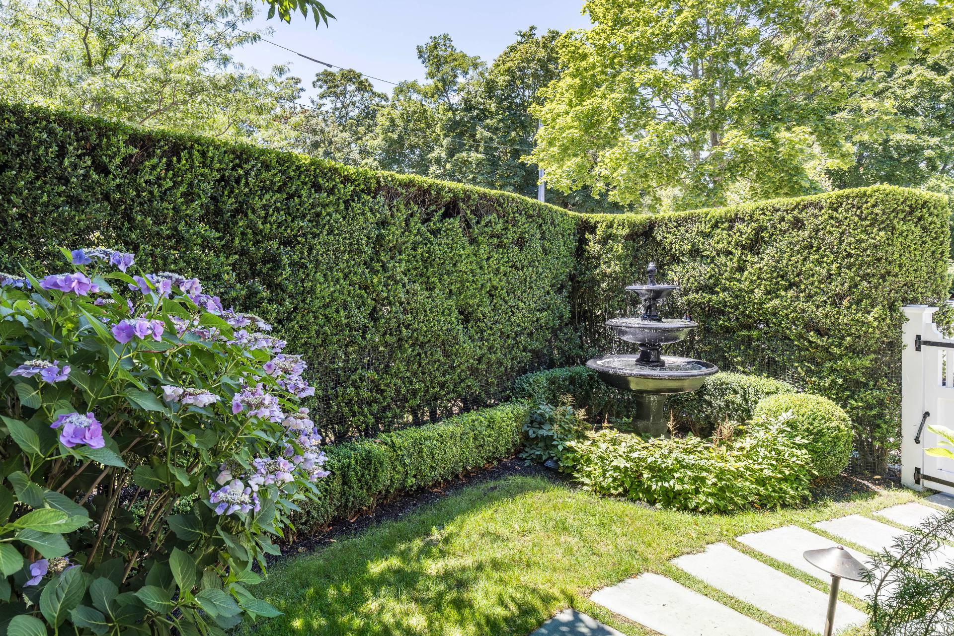 330 Main Street Sag Harbor, NY 11963 - Photo 30 of 32 a view of yard with green space