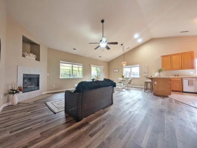 $390,000 | 1021 Mockingbird Hill, Valley Springs, CA 95252