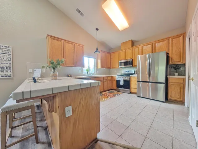 $390,000 | 1021 Mockingbird Hill, Valley Springs, CA 95252