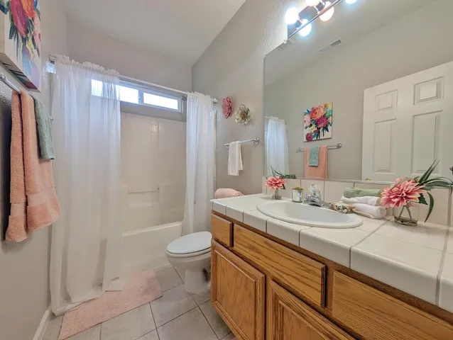 $390,000 | 1021 Mockingbird Hill, Valley Springs, CA 95252