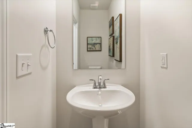 $189,900 | 2011 Hillman Way, Roebuck, SC 29376