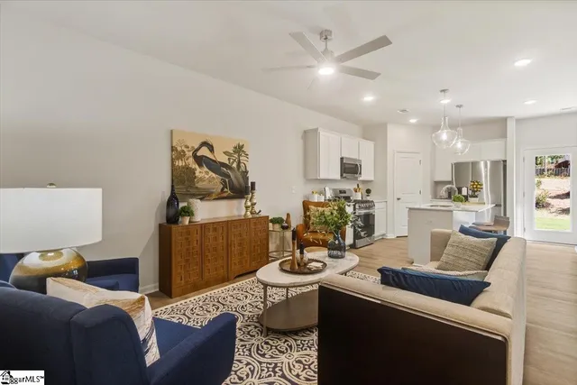 $189,900 | 2011 Hillman Way, Roebuck, SC 29376