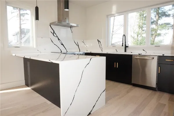 $1,649,000 | 152 Colonial Road, Providence, RI 02906