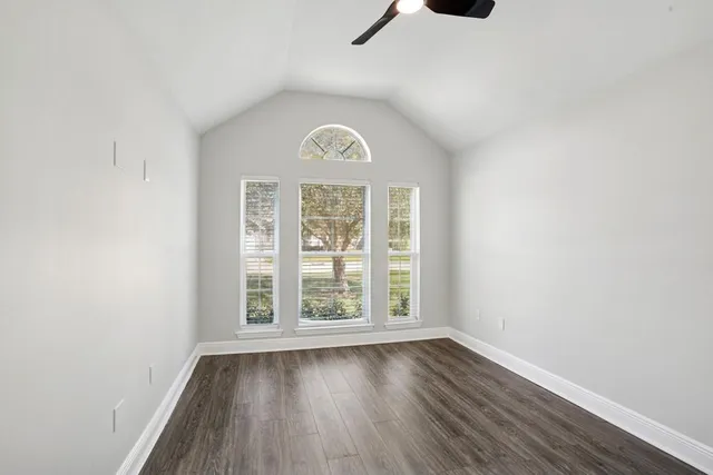 $249,000 | 353 Oak Point Drive, Laplace, LA 70068