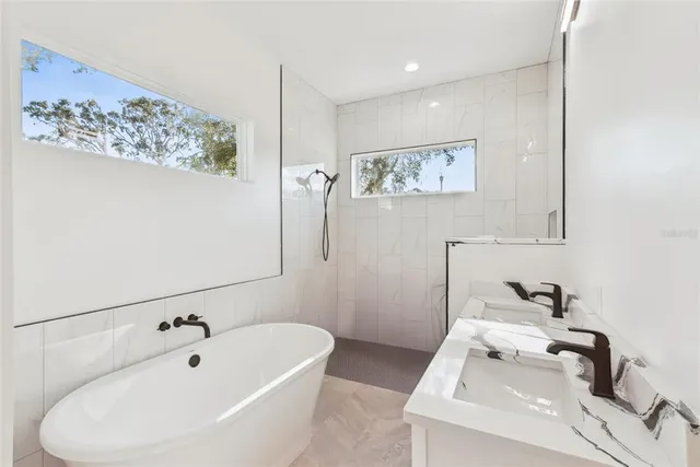 $690,000 | 9531 Mid Summer Lane, Leesburg, FL 34788