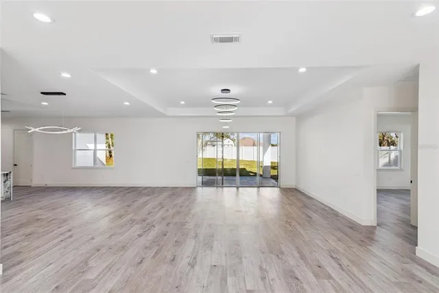 $690,000 | 9531 Mid Summer Lane, Leesburg, FL 34788