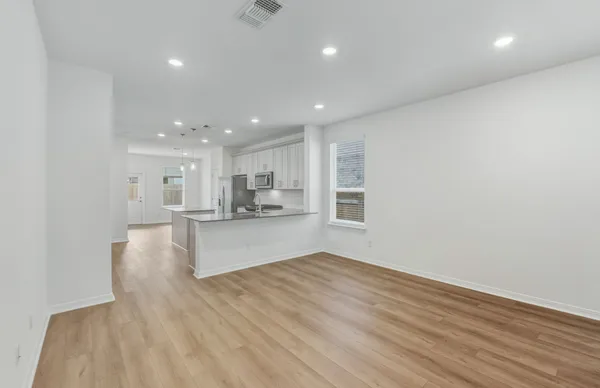 $299,990 | 330 Bridge Deck Loop, Kyle, TX 78640