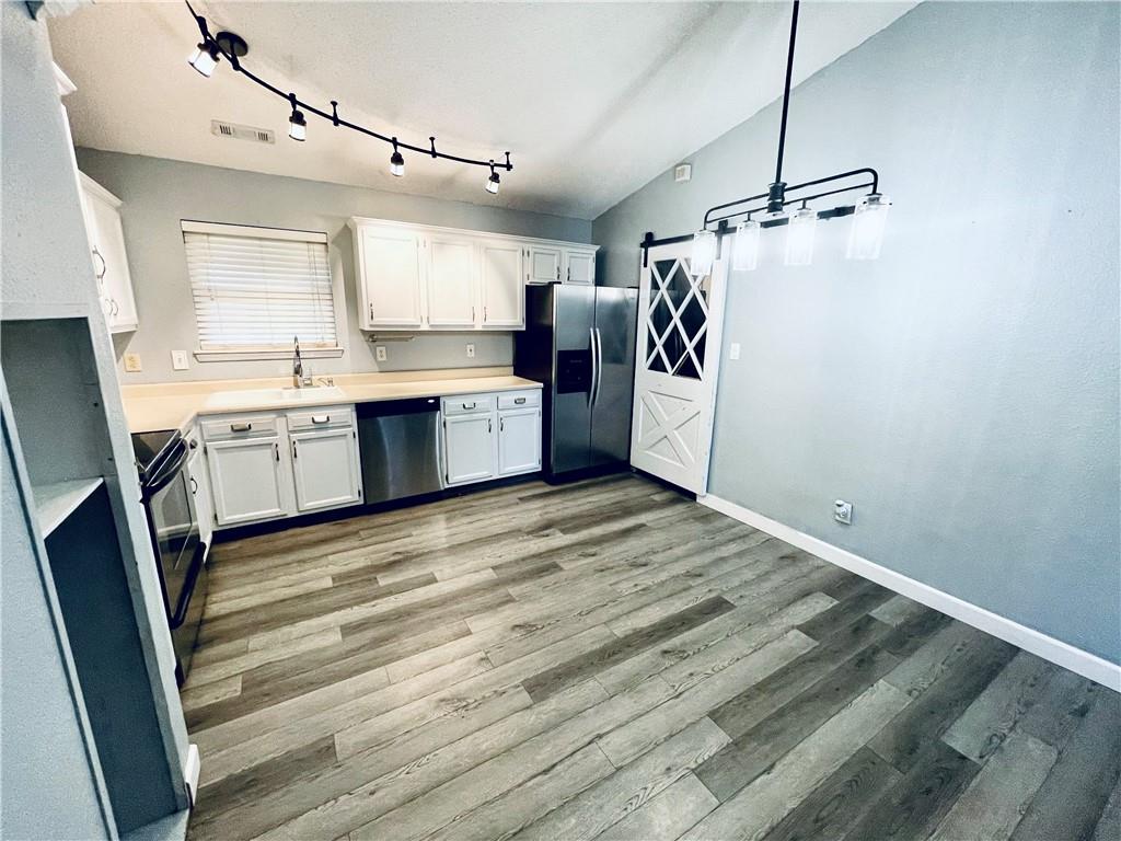 5367 Milhouse Road Indianapolis, IN 46221 - Photo 5 of 18
