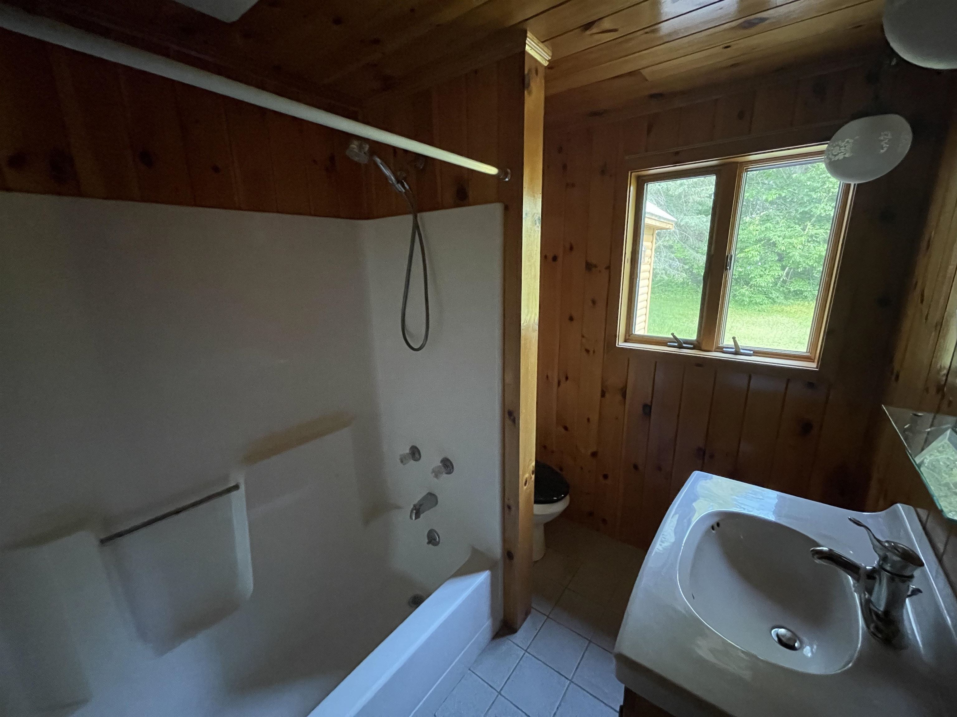 886 Colebrook Road Errol, NH 03579 - Photo 17 of 18 Gallery Image 17