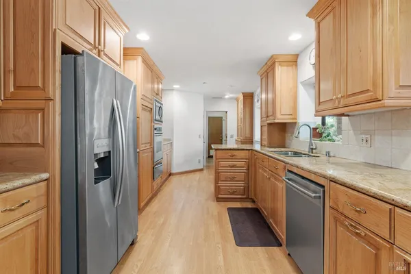 $795,000 | 3200 Rd J, Redwood Valley, CA 95470