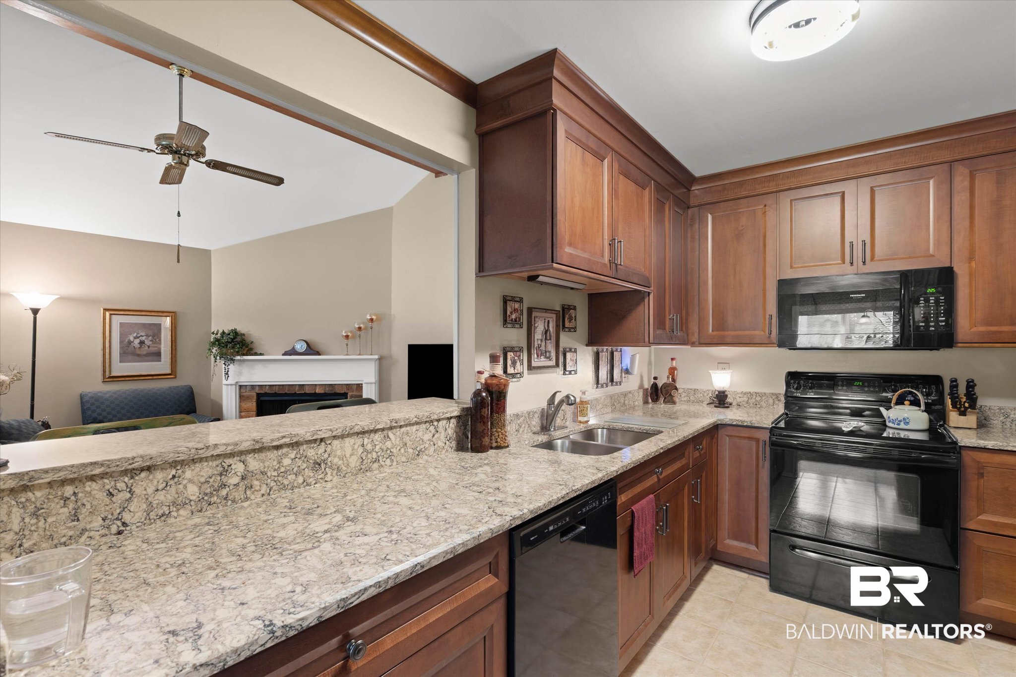 1812 Spring Brook Court Mobile, AL 36609 - Photo 9 of 21 Gallery Image 9