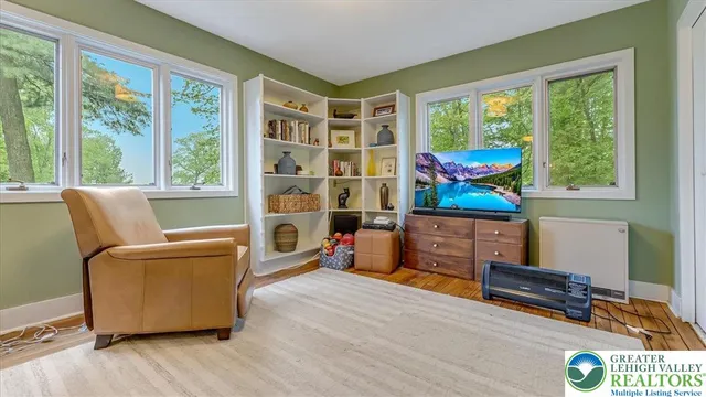 $500,000 | 119 Falls Drive, Cresco, PA 18326