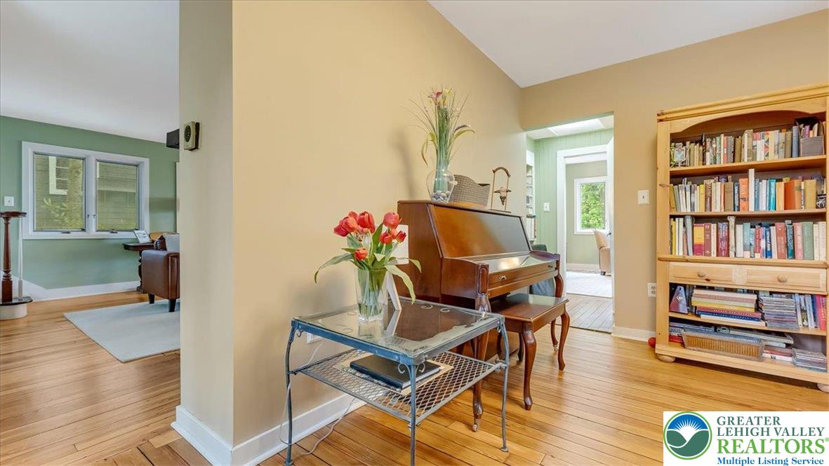 119 Falls Drive Cresco, PA 18326 - Photo 28 of 56 a dining room with furniture and wooden floor