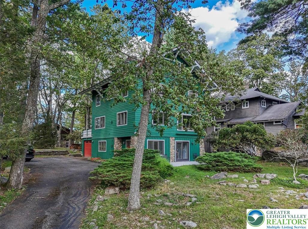 119 Falls Drive Cresco, PA 18326 - Photo 3 of 56