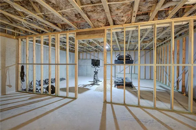 $695,000 | 25 Stratford Way, Kingston, GA 30145