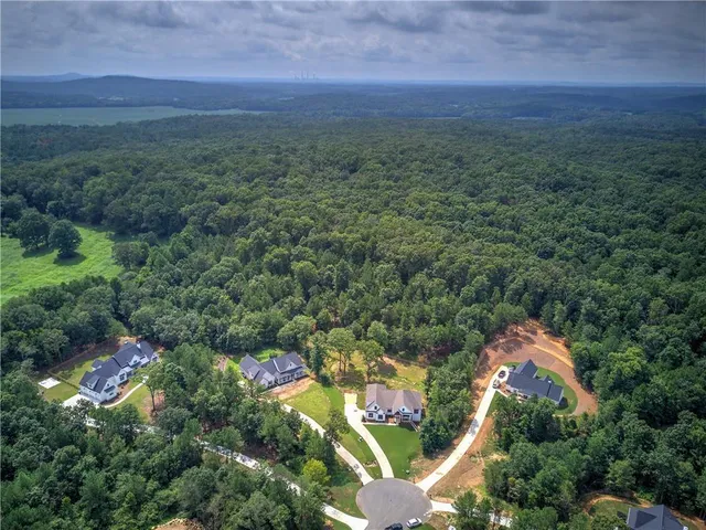 $695,000 | 25 Stratford Way, Kingston, GA 30145