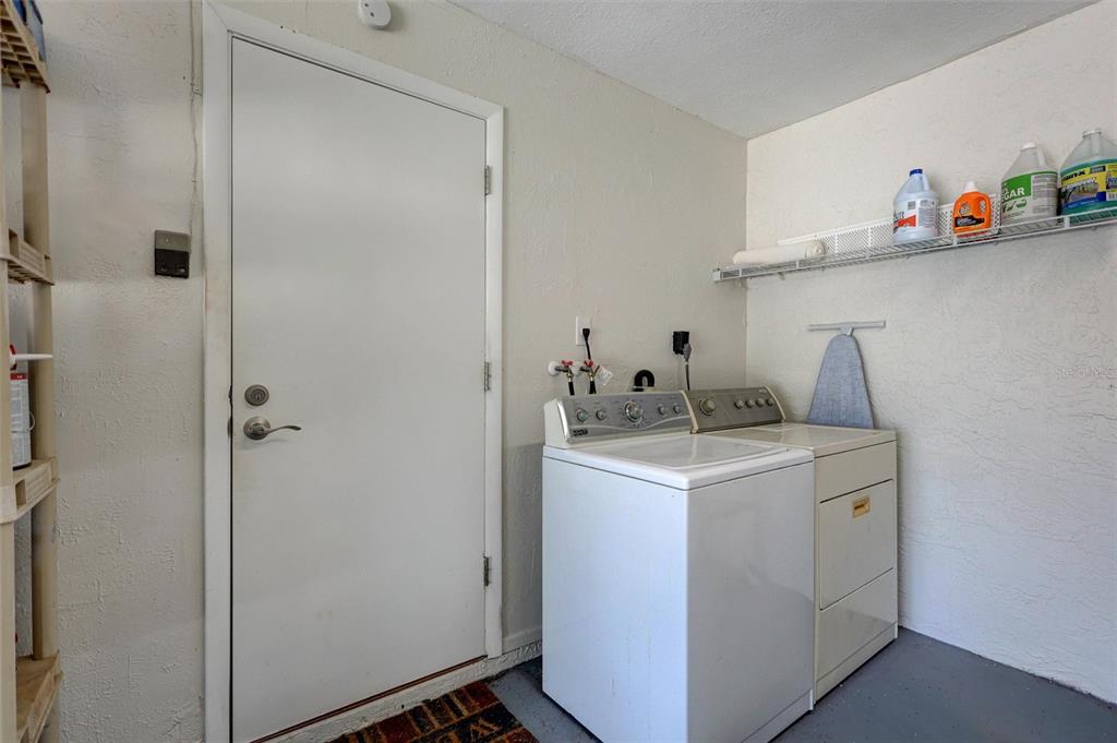 504 7th Street Southeast Largo, FL 33771 - Photo 21 of 29