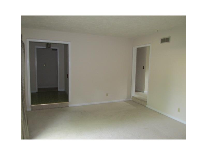14340 Oak Ridge Road Carmel, IN 46032 - Photo 5 of 20 Gallery Image 5