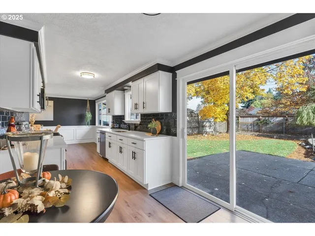 $449,900 | 4586 46th Avenue Northeast, Salem, OR 97305