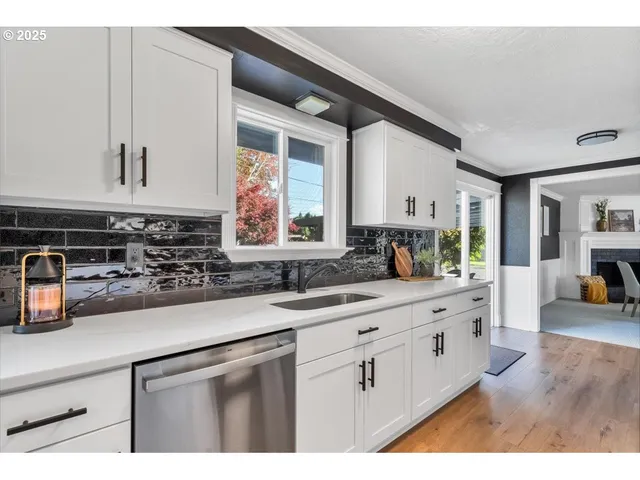 $449,900 | 4586 46th Avenue Northeast, Salem, OR 97305