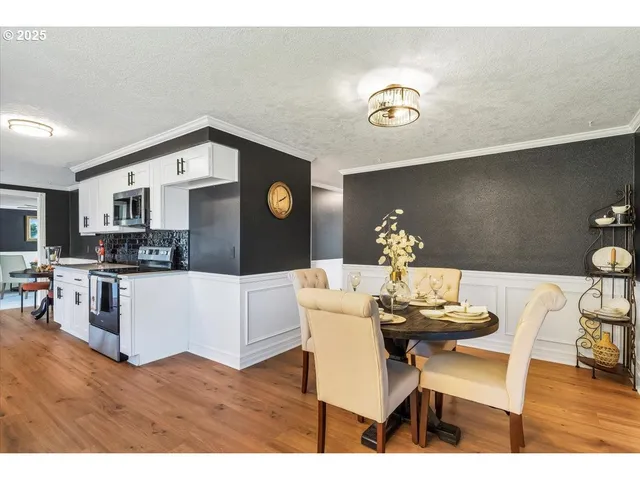 $449,900 | 4586 46th Avenue Northeast, Salem, OR 97305