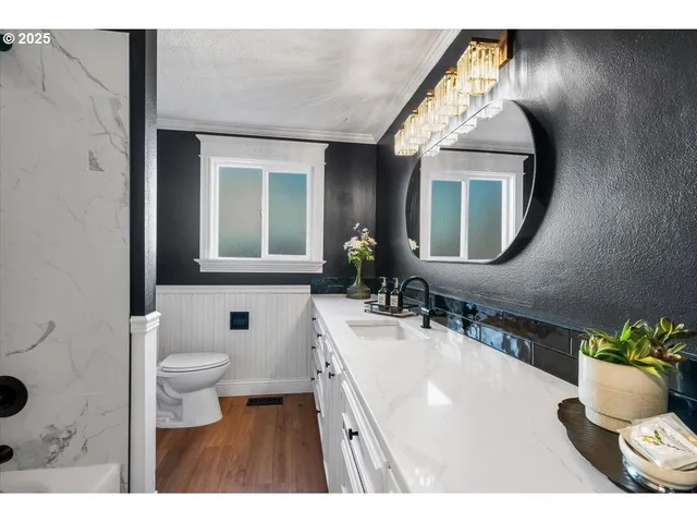 $449,900 | 4586 46th Avenue Northeast, Salem, OR 97305