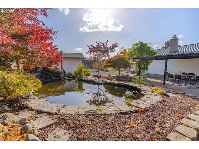 $449,900 | 4586 46th Avenue Northeast, Salem, OR 97305