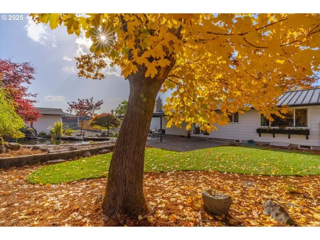 $449,900 | 4586 46th Avenue Northeast, Salem, OR 97305