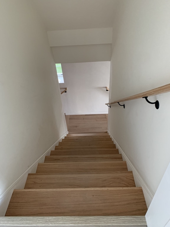 38 Stevens Park Road Charlton, MA 01507 - Photo 20 of 40 a view of entryway