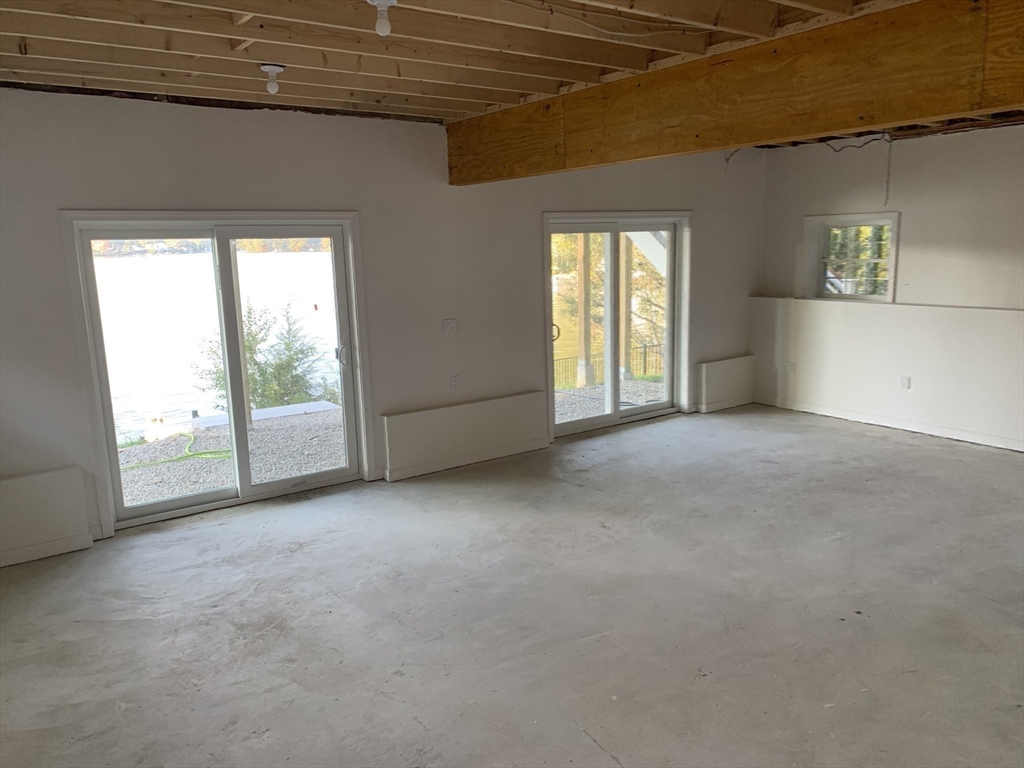 38 Stevens Park Road Charlton, MA 01507 - Photo 33 of 40 an empty room with windows