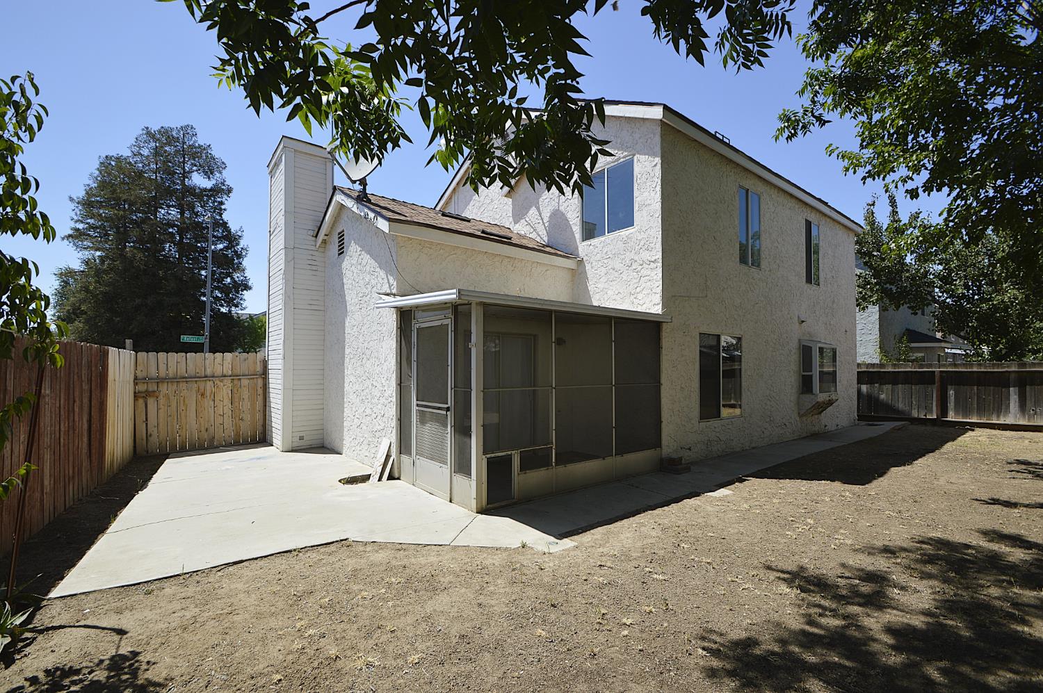 3290 North Rafael Avenue Fresno, CA 93722 - Photo 32 of 34