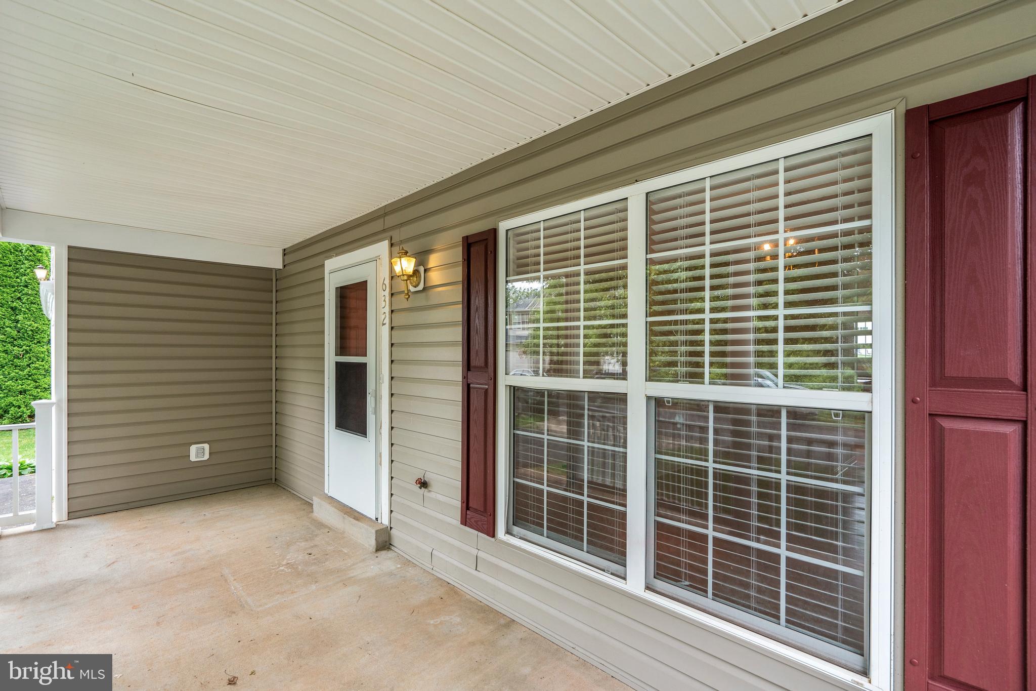 632 Kings Grant Road Culpeper, VA 22701 - Photo 44 of 46 Front porch
