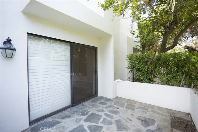 $320,000 | 48902 Desert Flower Drive, Palm Desert, CA 92260