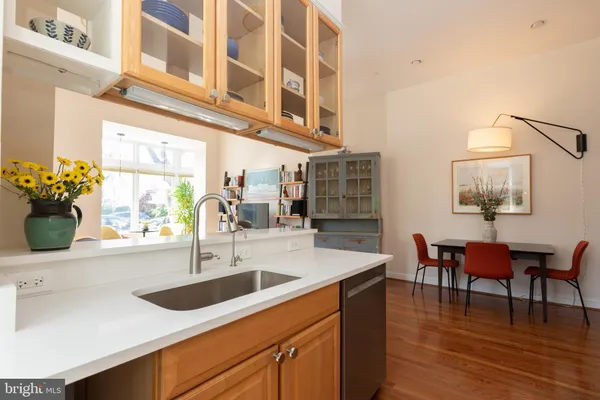 $1,324,900 | 301 7th Street Northeast, Washington, DC 20002